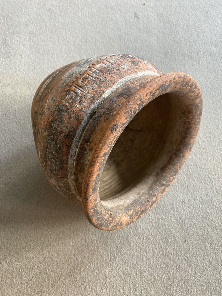 Vaso antigo em terracota