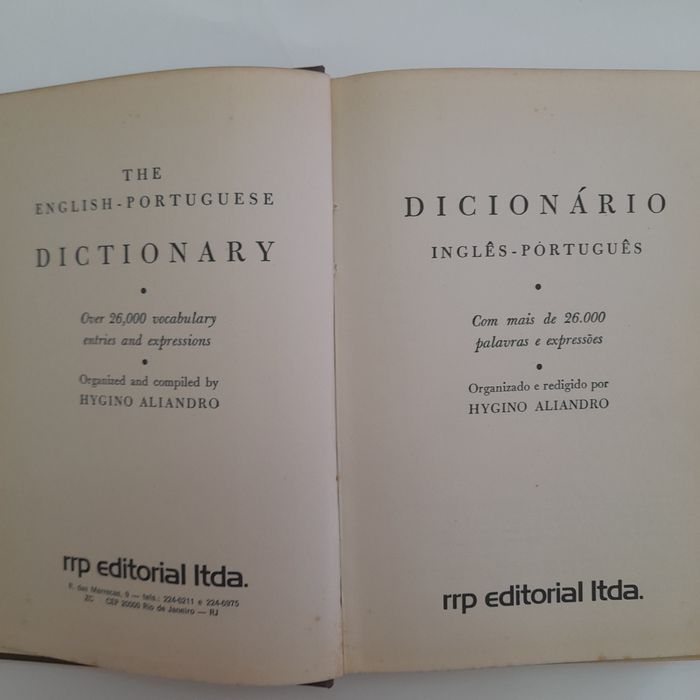 Dicionários e termos técnicos - Inglês.