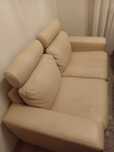 Sofa kremowa tapicerowa ekoskòra plus fotelik