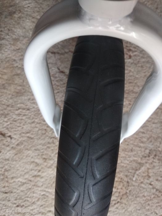 Lionelo Alex беговел, велобег