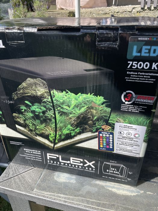 Akwarium fluval flex 34