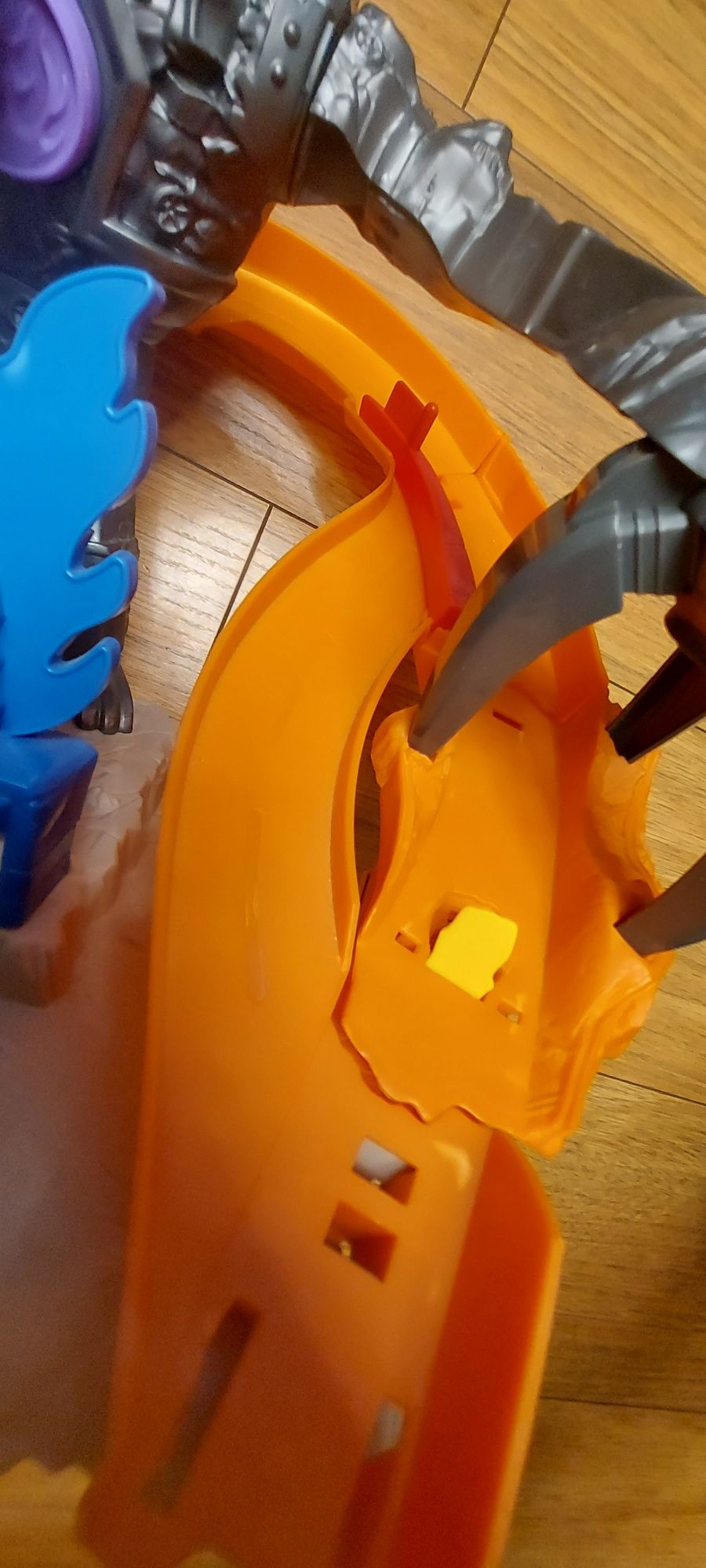Tor hot wheels zestaw potwór Atak Nitrobot