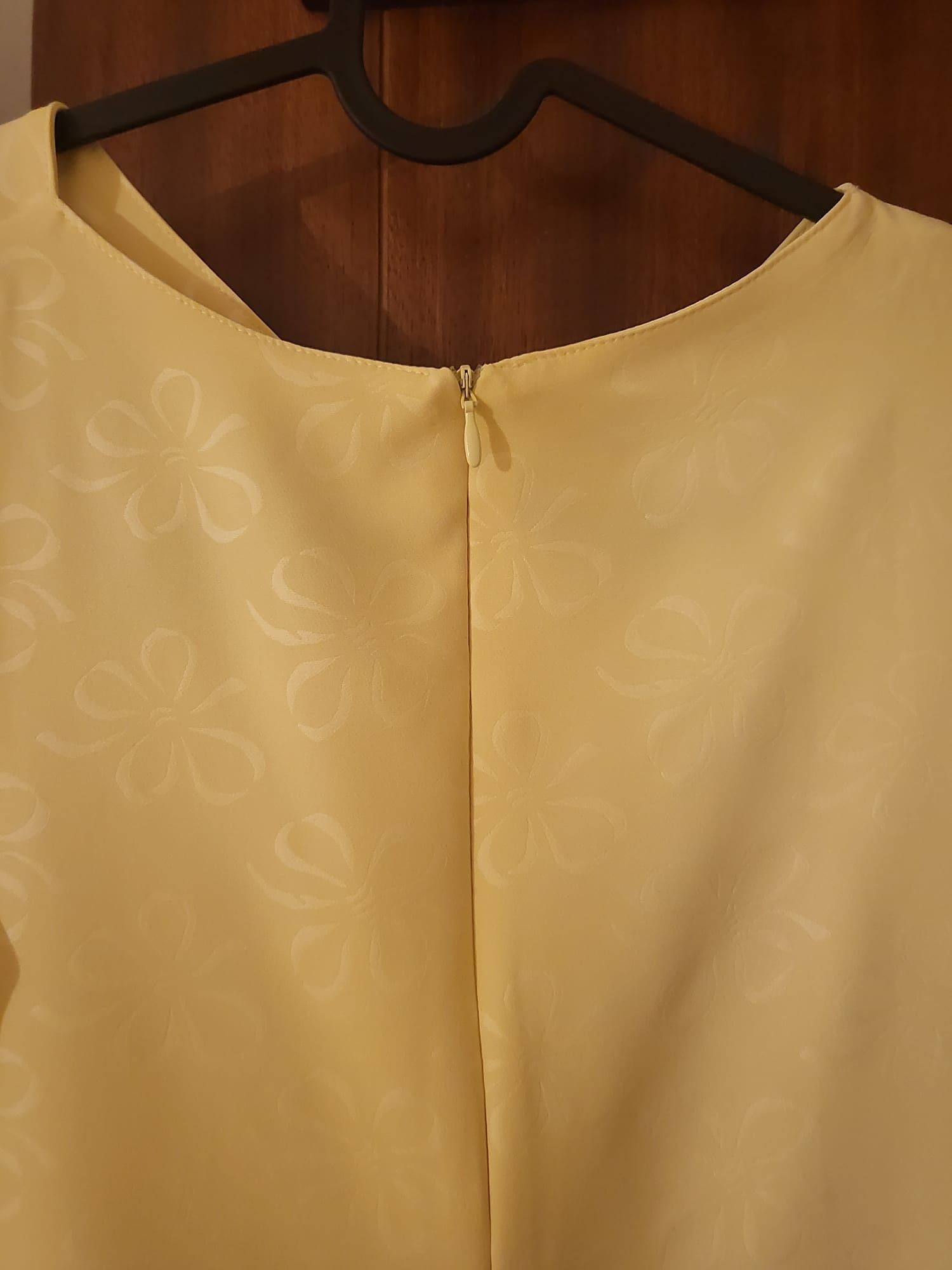 Vestido mulher amarelo