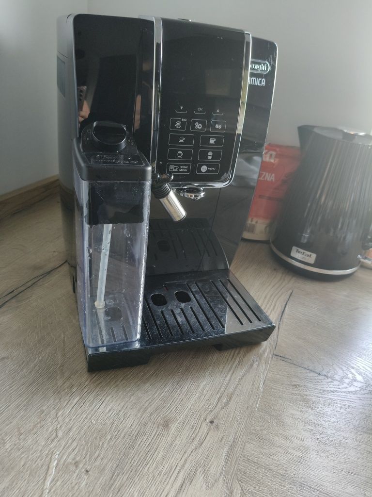 Ekspres DeLonghi