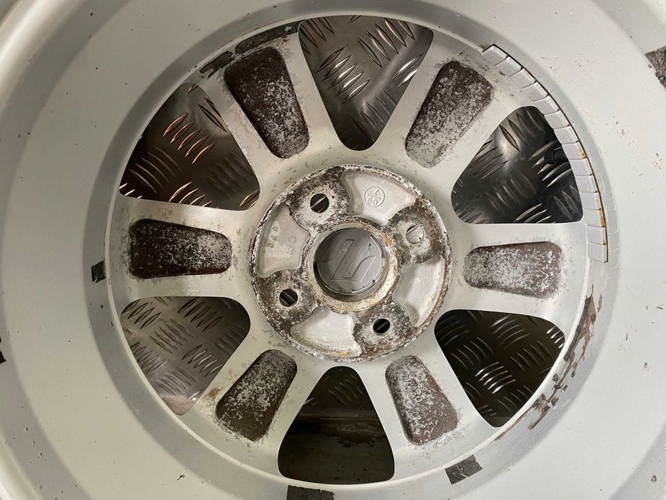 Koła Suzuki Swift 5,5x15 4x100 et 45 185/60R15 debica Adax Koźle