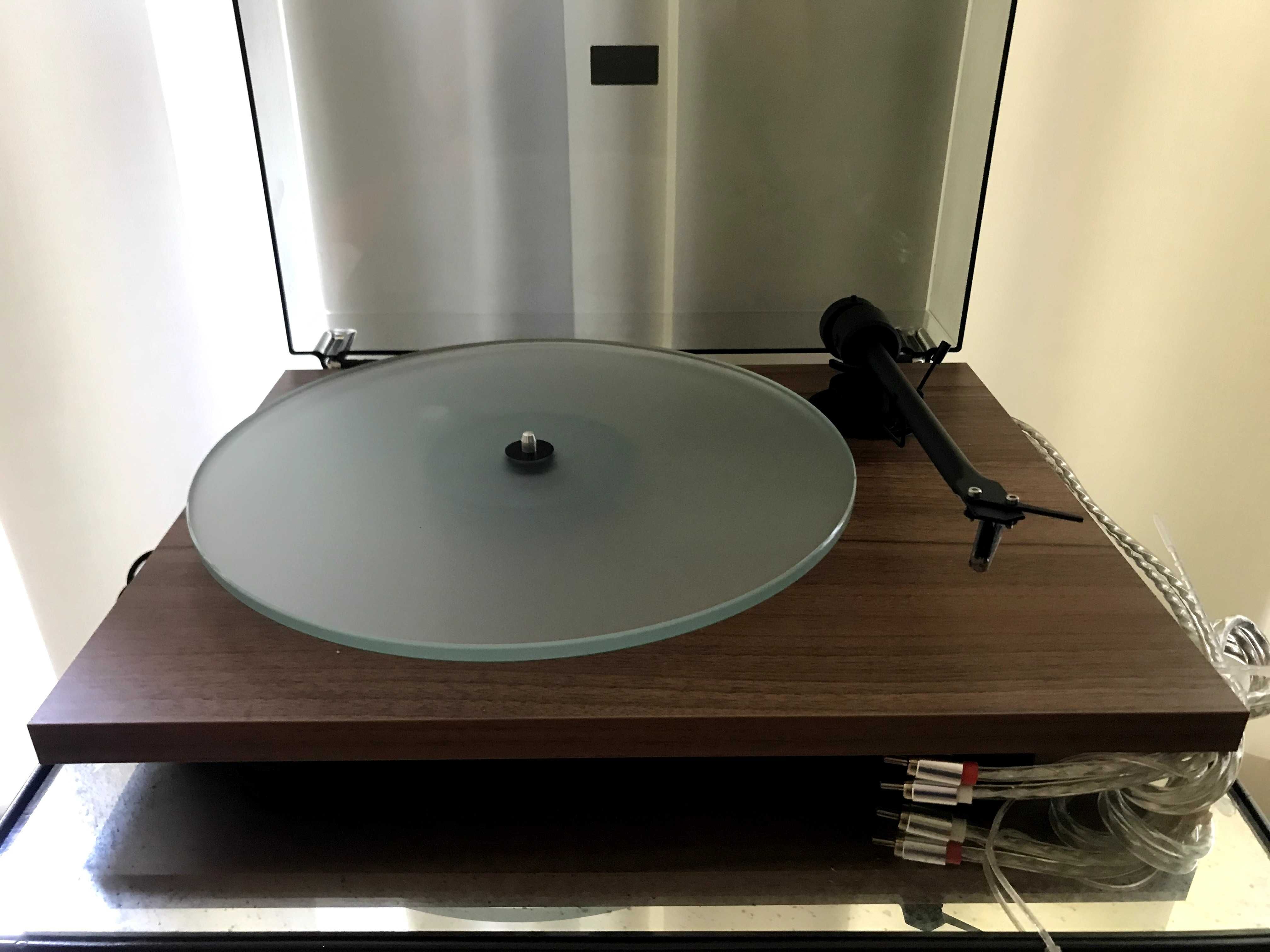 Pro Ject T1 orzech