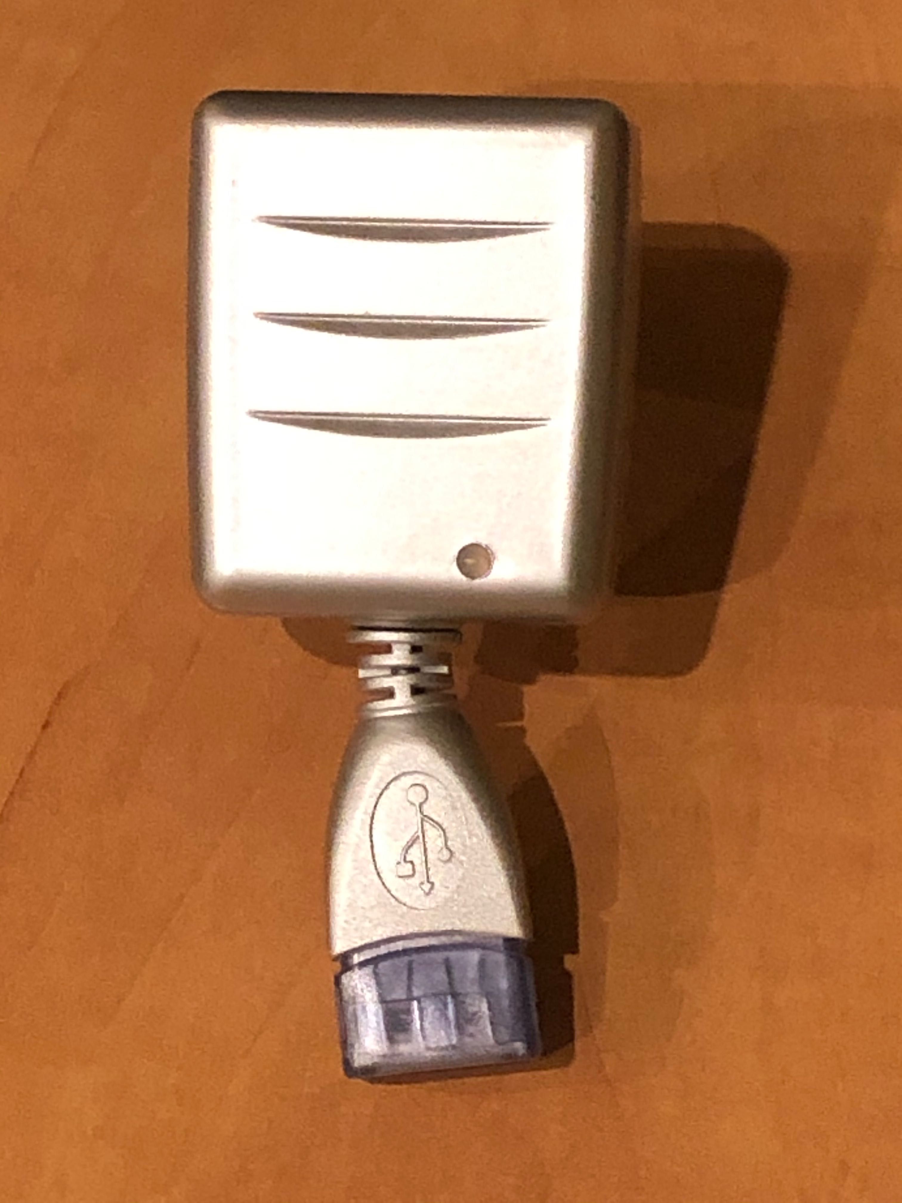 Ładowarka Hama z wejściem USB