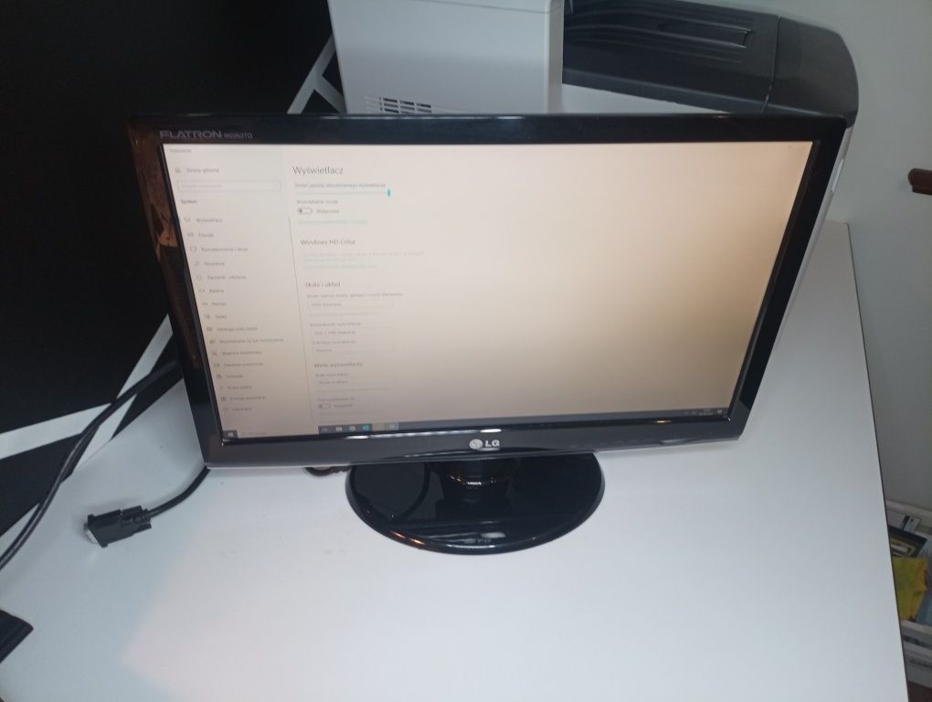 LG Flatron 21,5 cala