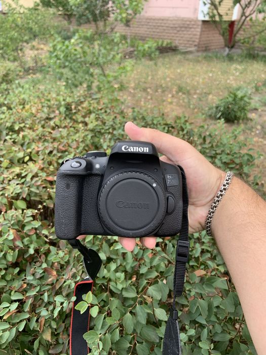 Canon 750D  фотоаппарат Canon