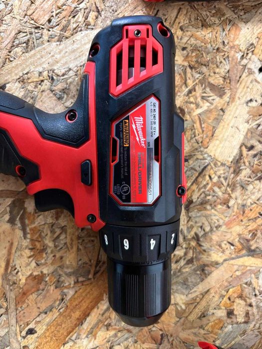 Milwaukee M12 Zestaw combo 5 narzędzi plus 2x aku