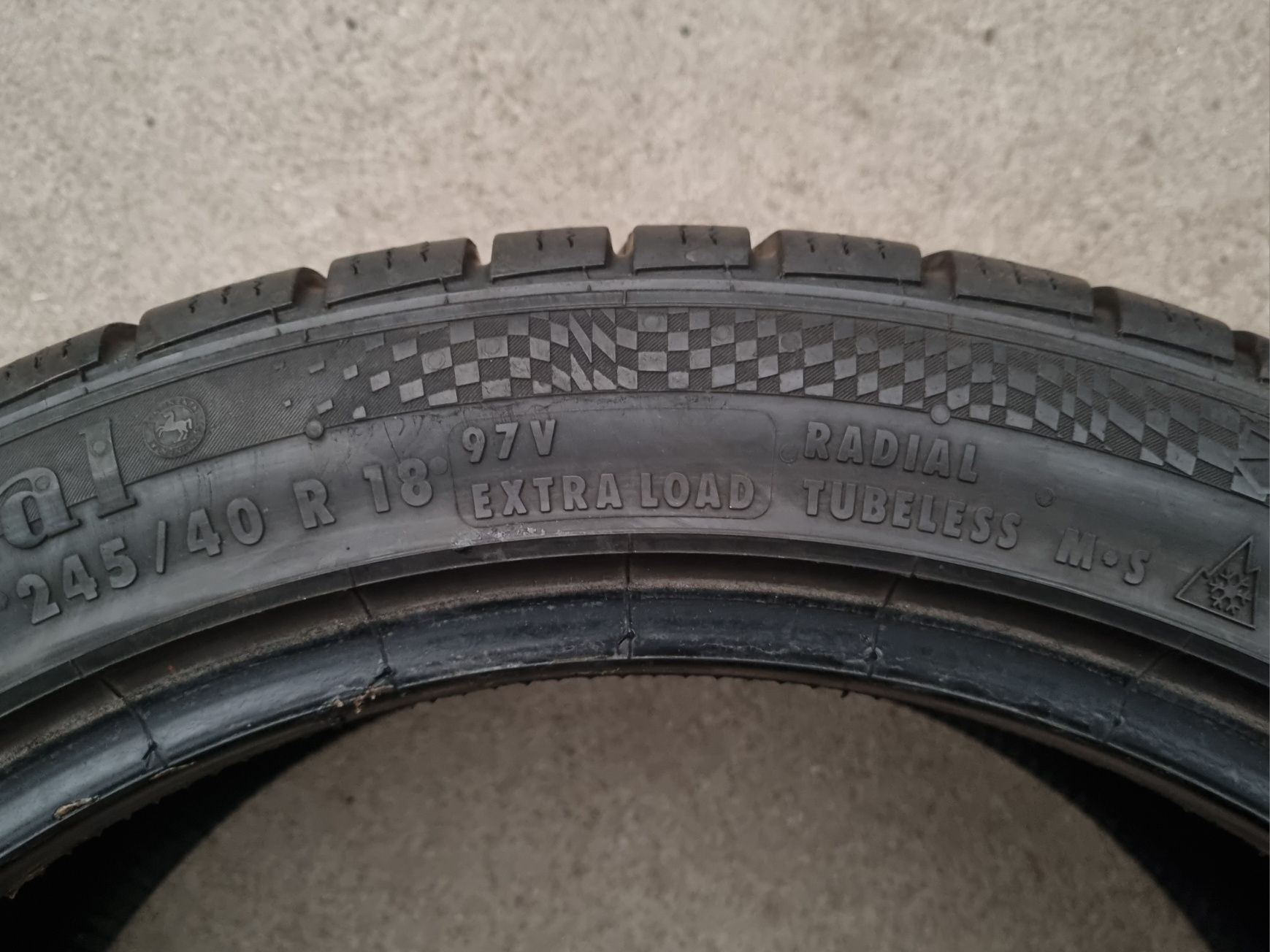 Opony używane ZIMOWE 245/40/18 Continental BdbStan 580zł/4szt.