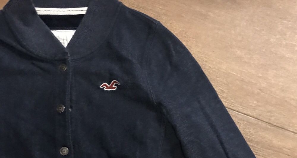 Hollister kurtka bluza bejsbolówka