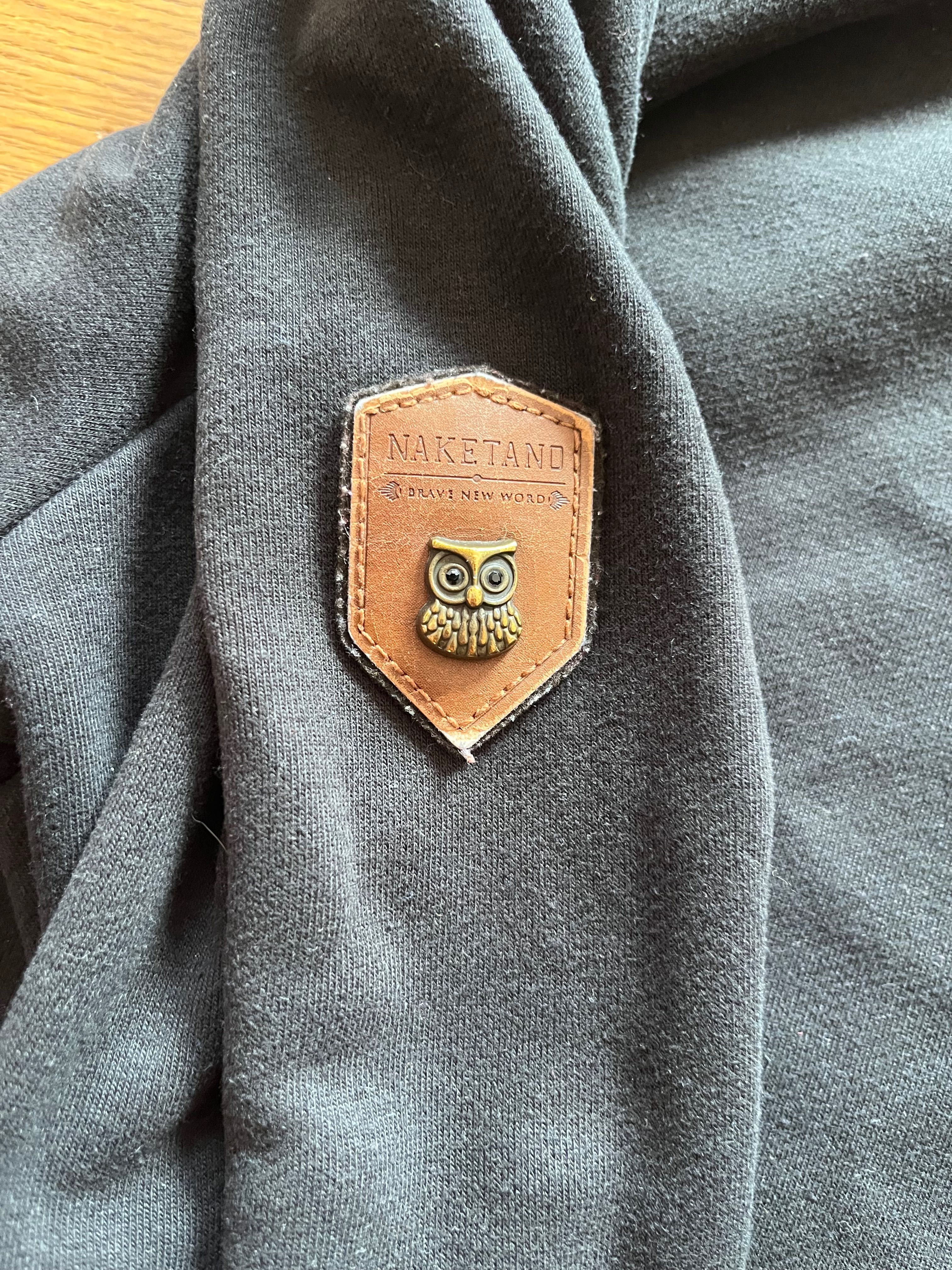 Czarna gruba bluza Naketano