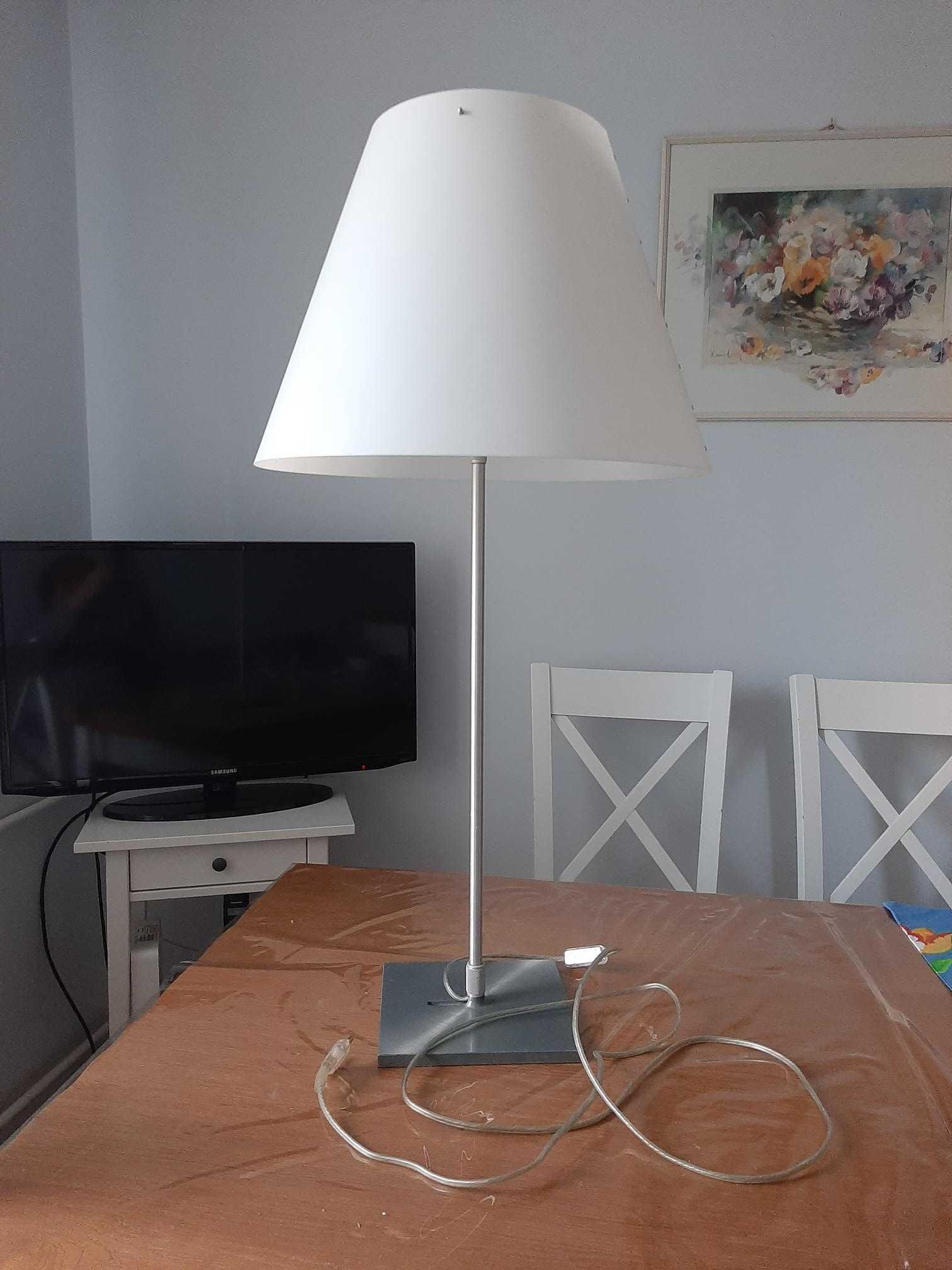 Lampa duża, stojąca, na biurko