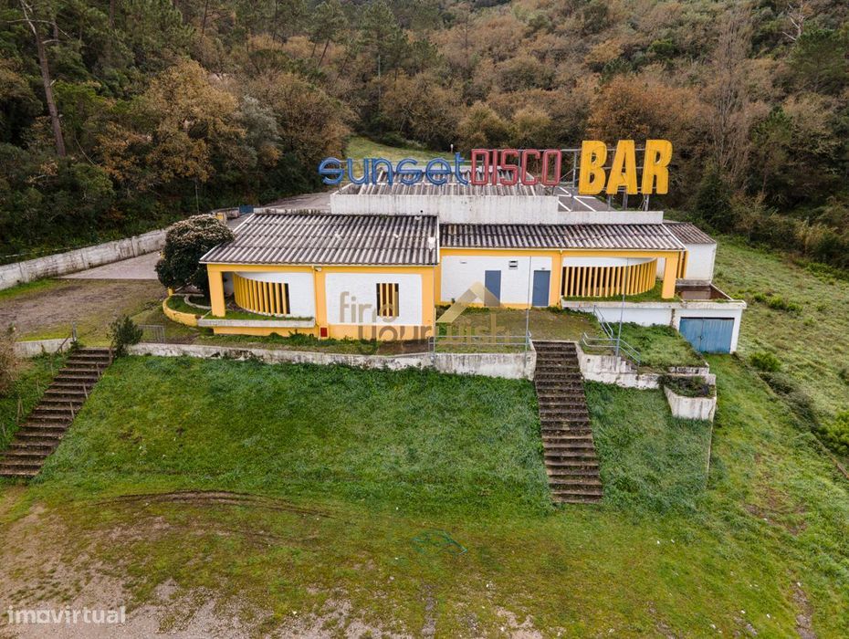 Discoteca com Alvará 24 horas 7 dias da semana.