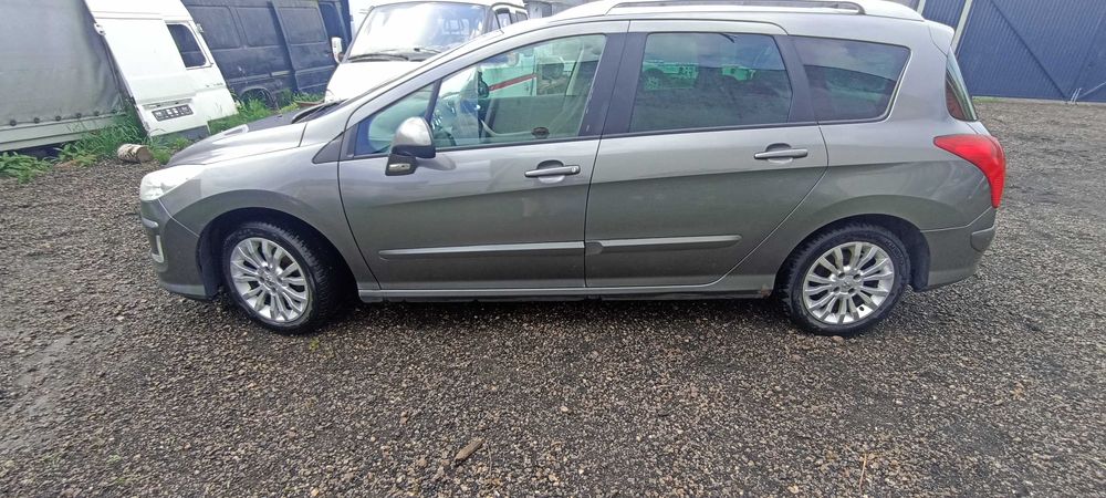 błotnik przód przedni peugeot 308 sw 1.6 hdi lak ktqc
