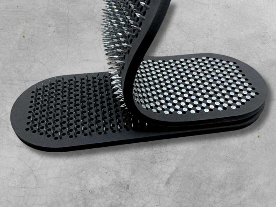 Садху. 10мм. Цвяхи. Цвяхостояння. Гвозди.