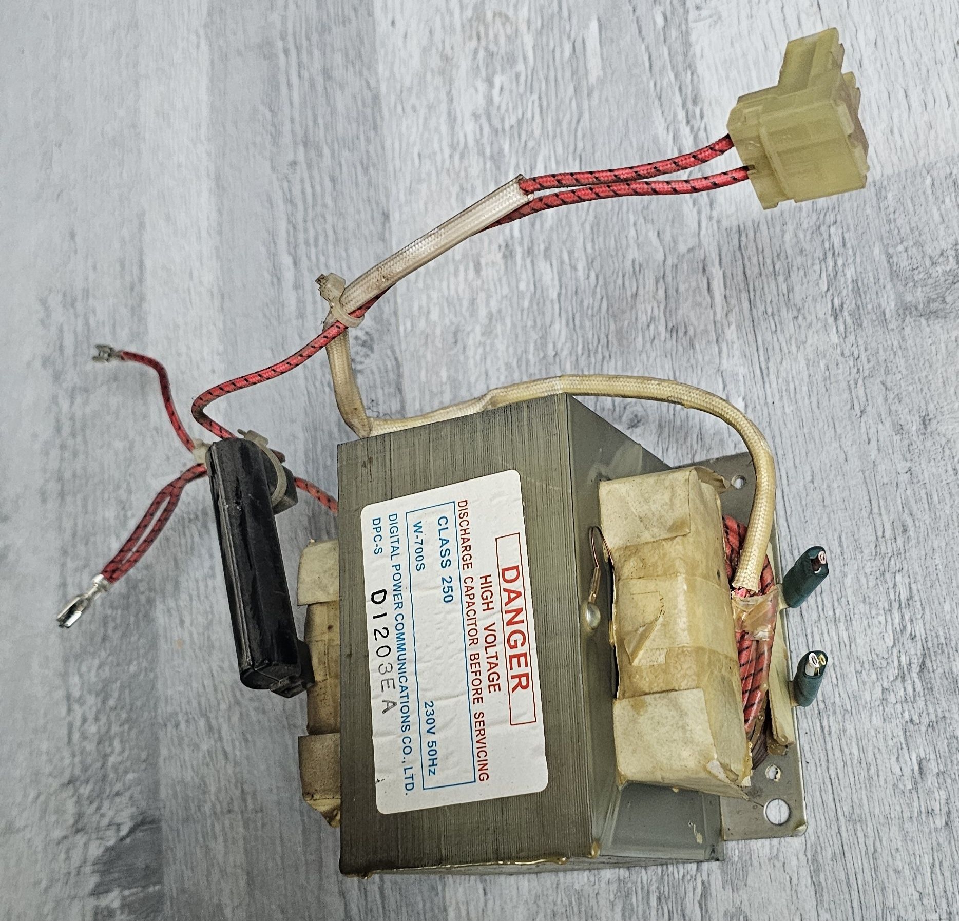 Transformator z mikrofalówki