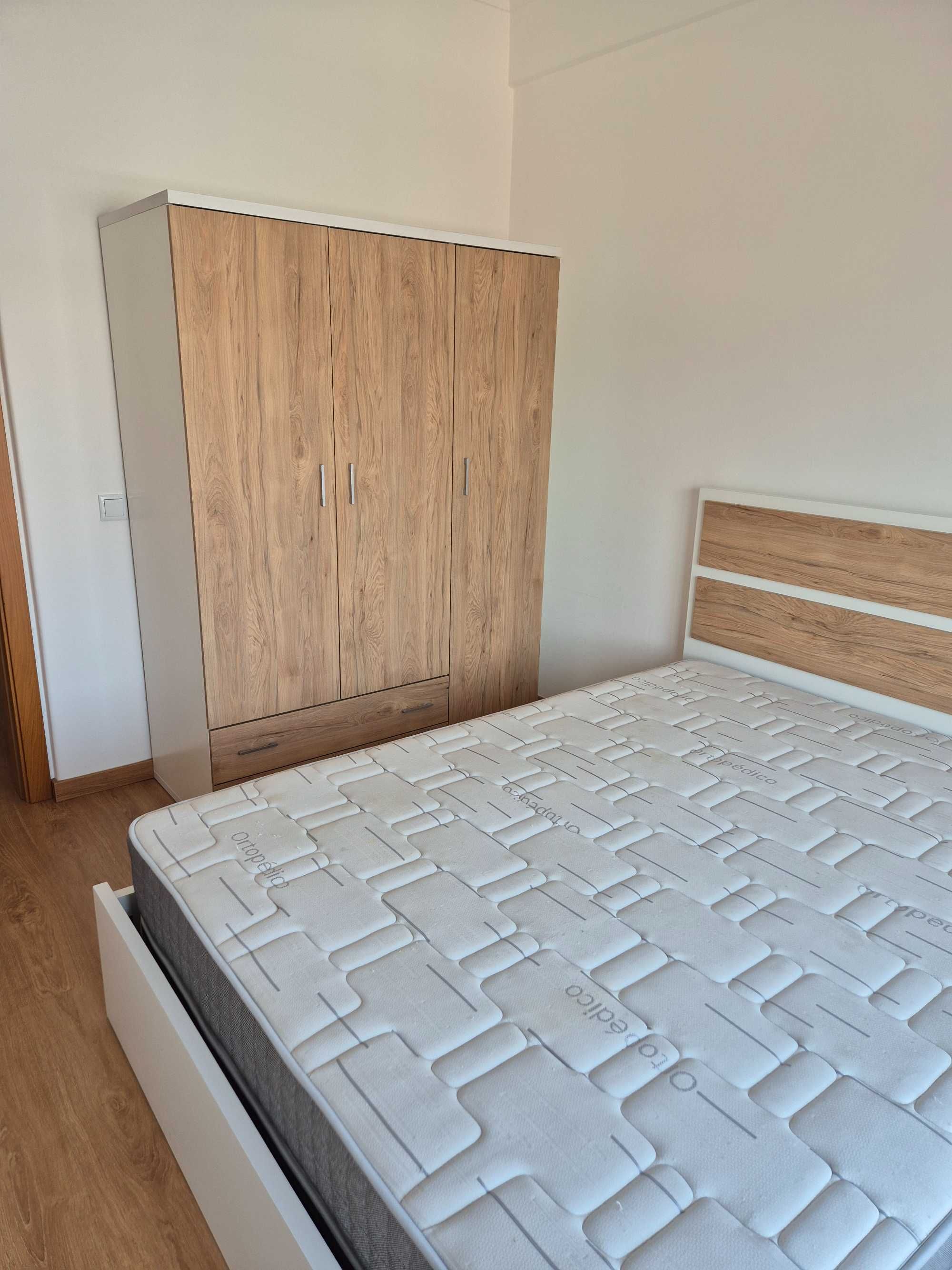 Arrenda-se apartamento T2 +1