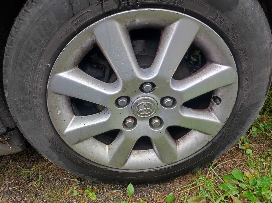 Felgi aluminiowe 16 5x114.3 Toyota Avensis T25 Verso