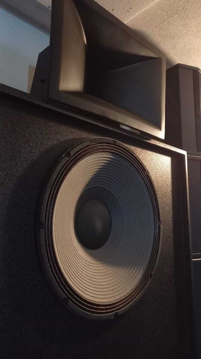 Profesjonalne kolumny kinowe NCS 115 – Craaft Audio / NovaAcoustic