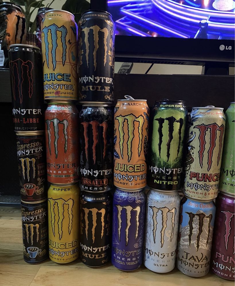 Latas Monster Energy