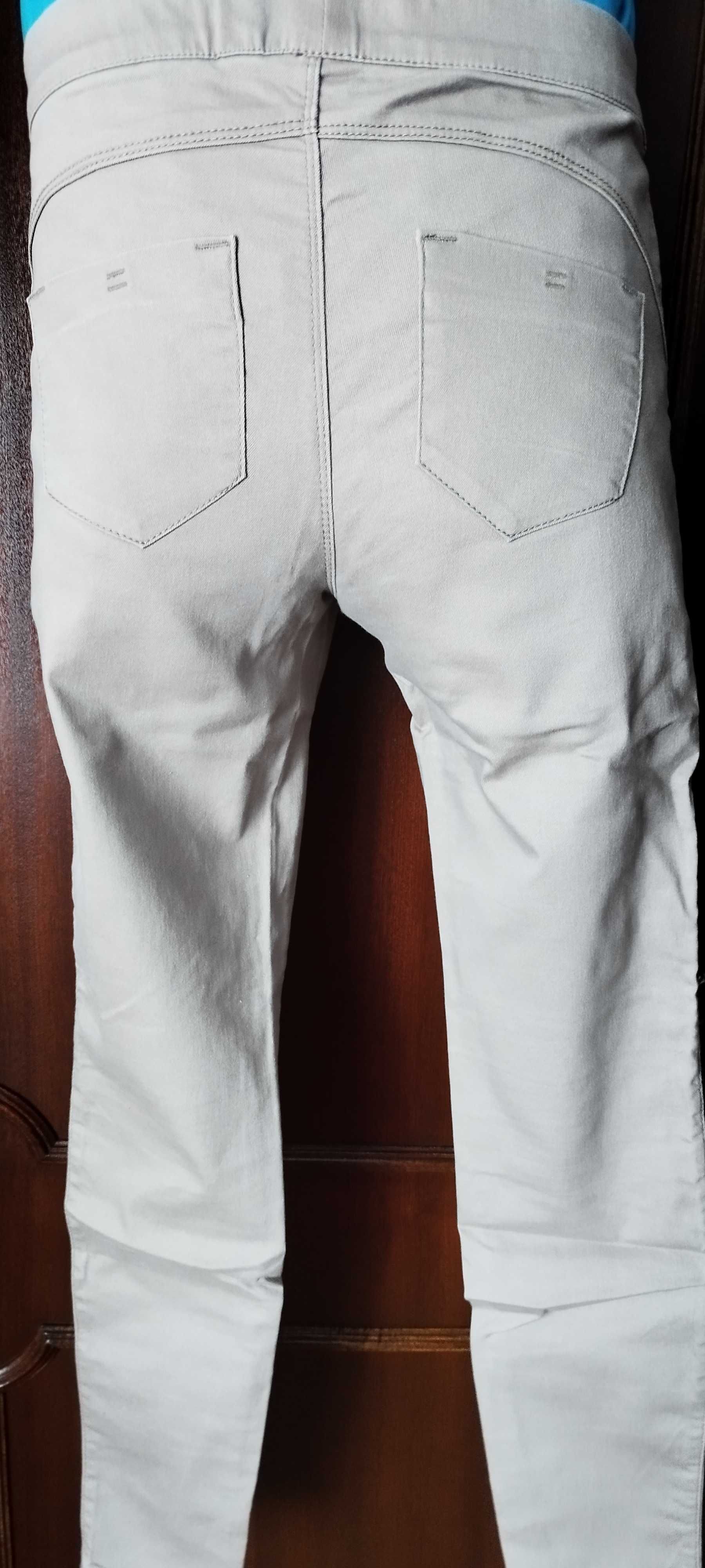 5 calças de ganga, com cintura elástica