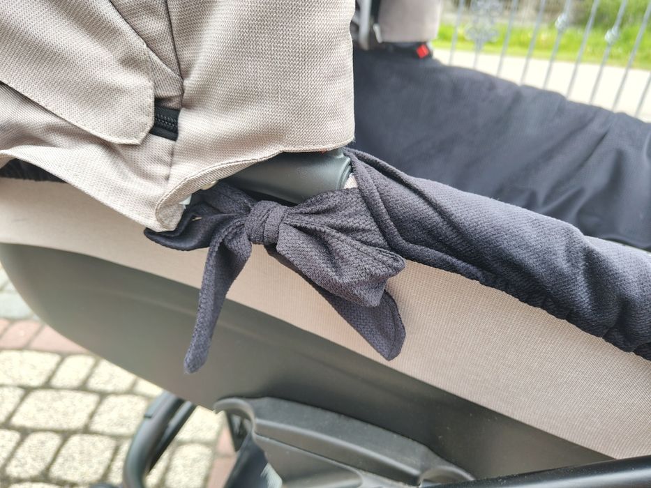 Wózek dziecięcy Bebetto Holland 2w1 czarny beż + gratis