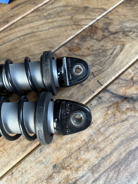 Амортизатори Harley-Davidson