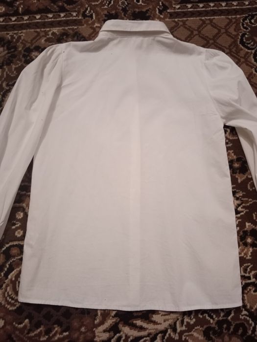 Biała koszula z Reserved