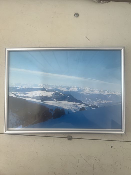 Продам фотографии в рамках