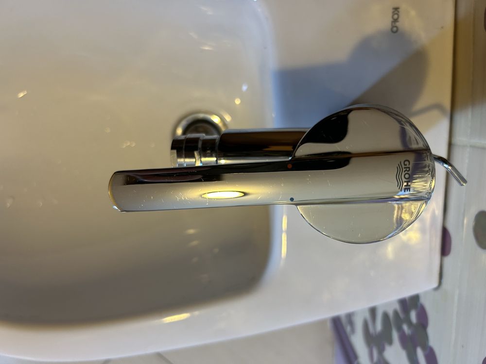 Brodzik i bateria z Grohe.