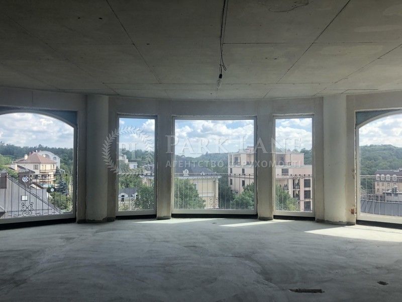 Продам квартиру(376м2)в комплексі De Lux-классу на Печерську