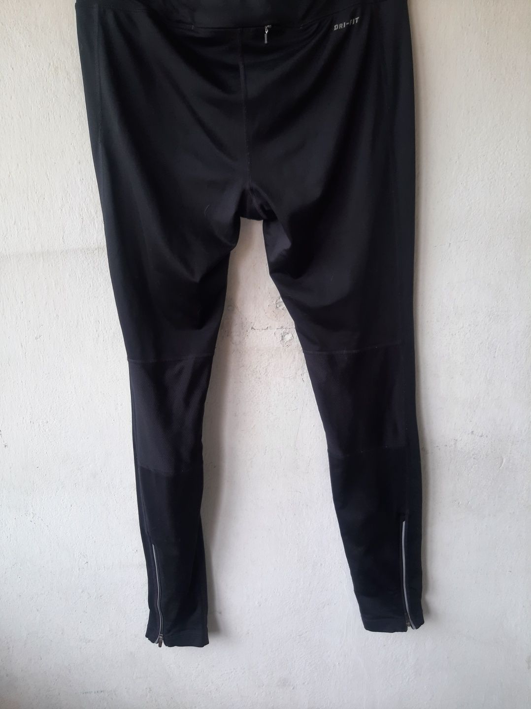 Legginsy techniczne, spodnie na siłownię, do biegania, damskie Nike L