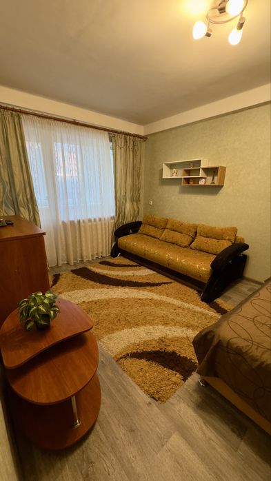 Сдам 1 к кв-ру на Космосе 3/5 с кондиционер. ТЦ,,ВАРУС,,после ремонта