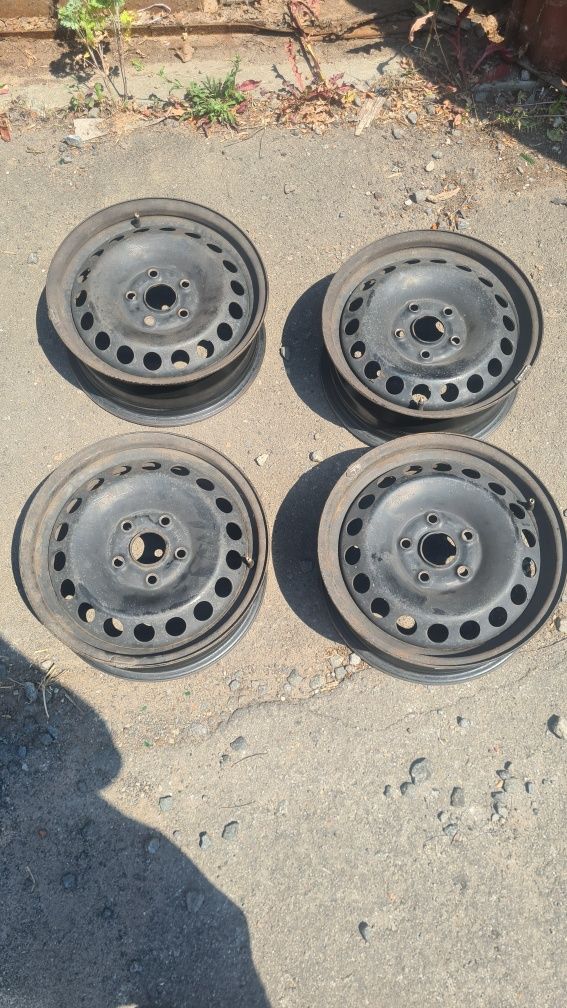 Диски металеві r15 skoda volkswagen