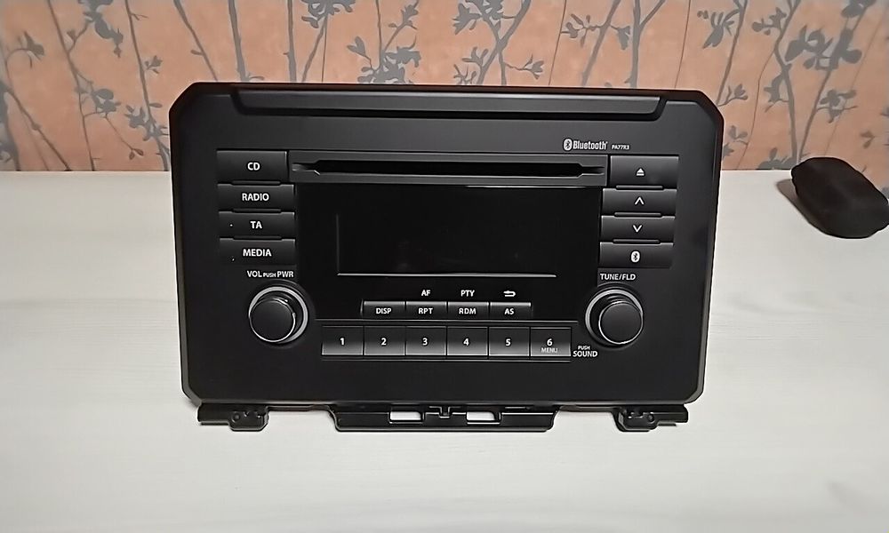 Штатная автомагнитола SUZUKI  JIMNY 2021 Japan