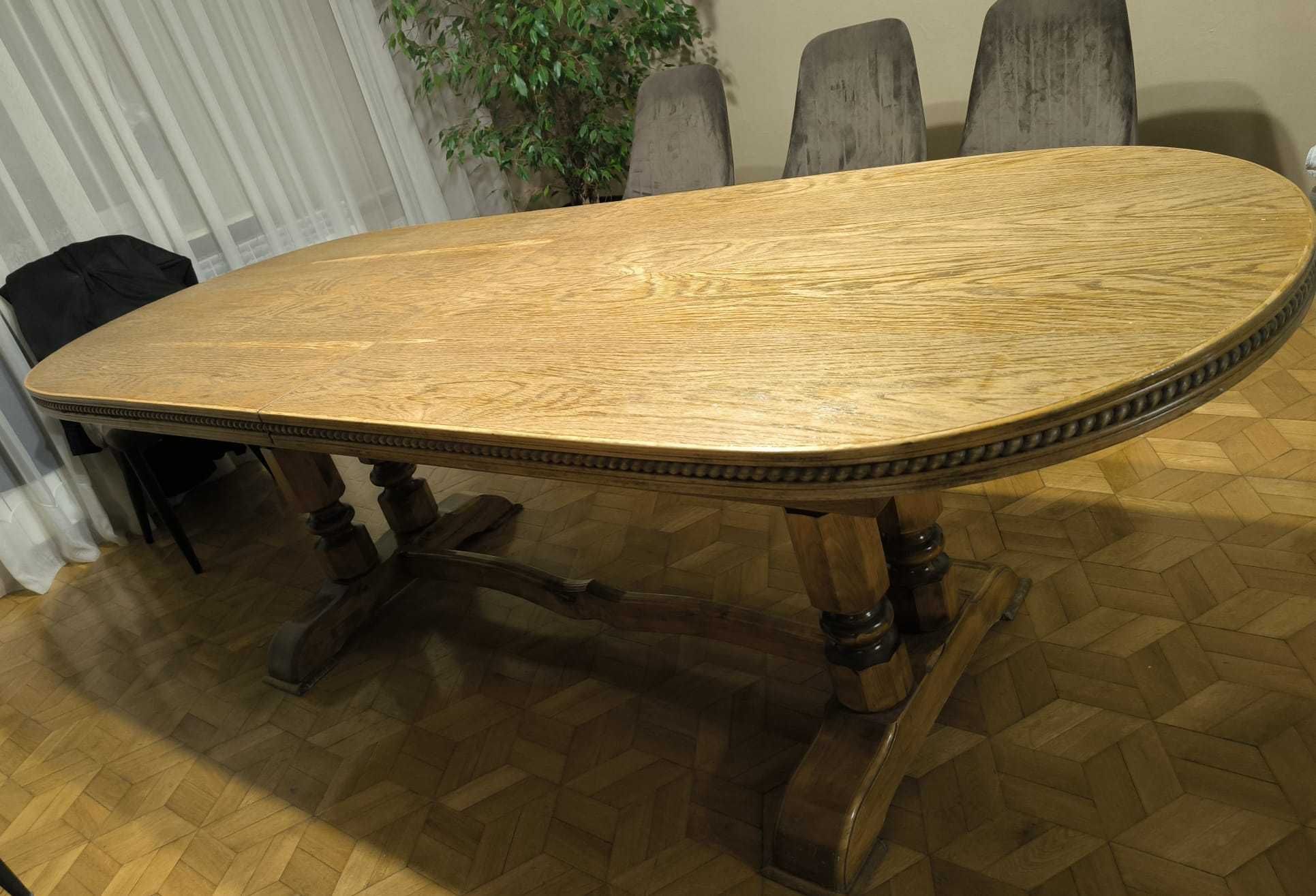Stół drewaniany duży