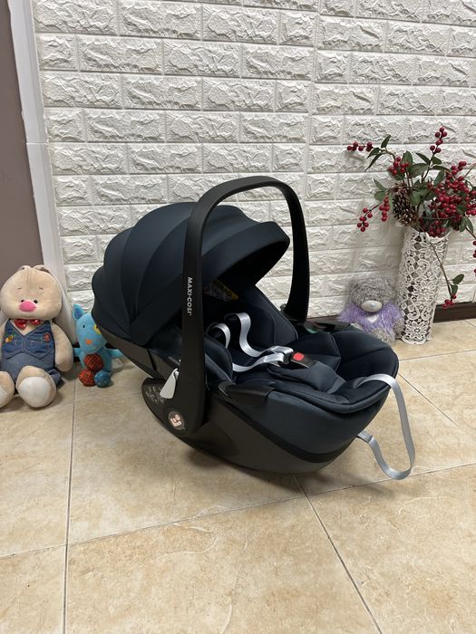 Автокрісло MAXI-COSI Pebble 360 PRO Група 0+ (0-13 кг) автолюлька
