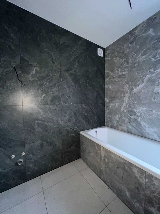 Одноповерховий будинок з частковим ремонтом та гаражем-масив Фортовий!