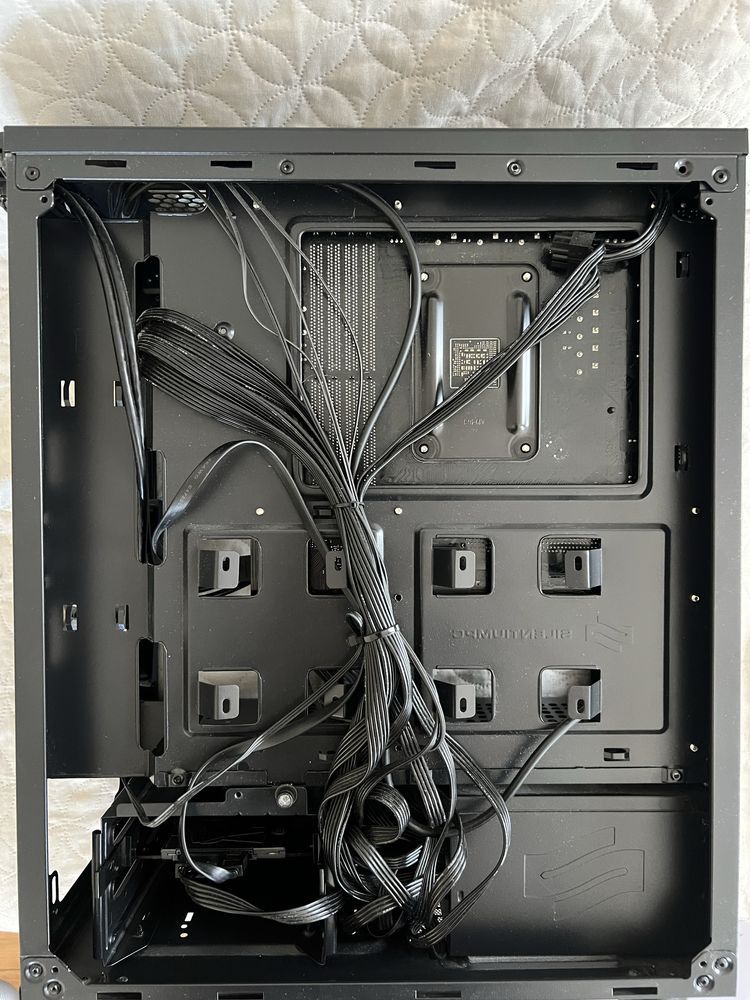 Komputer Ryzen 5 3600 / RTX 2060 / 16GB RAM