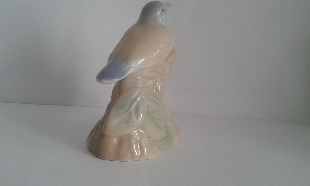 figurka porcelana ptak