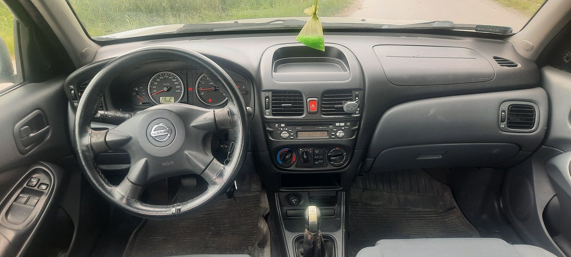 Nissan almera 1.5 gaz sprawna klimatyzacja