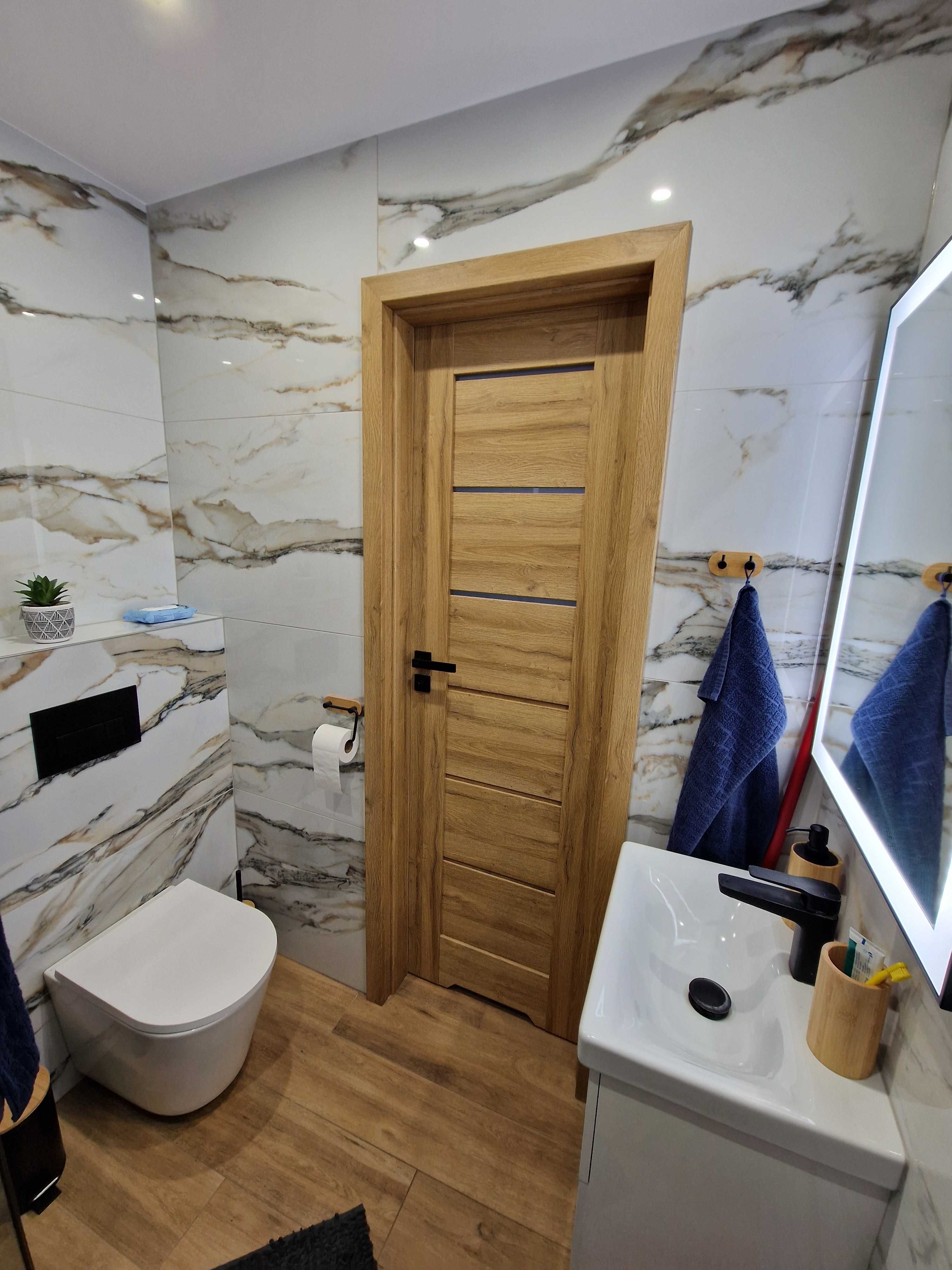 Mieszkanie 37m po  remoncie,klimatyzacja,duży balkon z widokiem,winda.