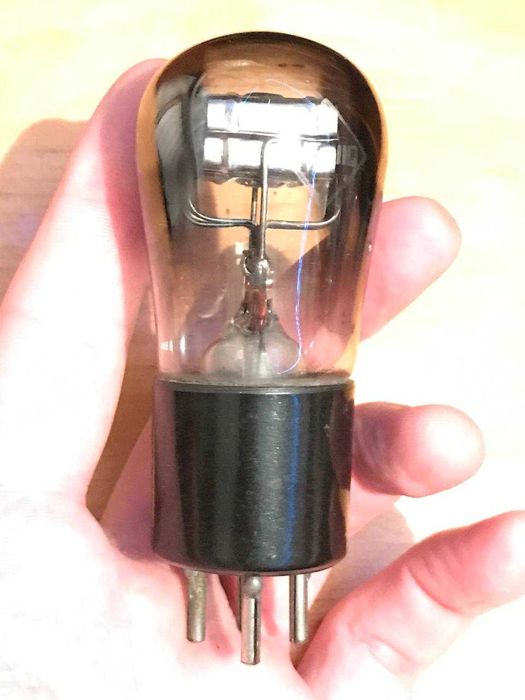 Радиолампа УБ-110