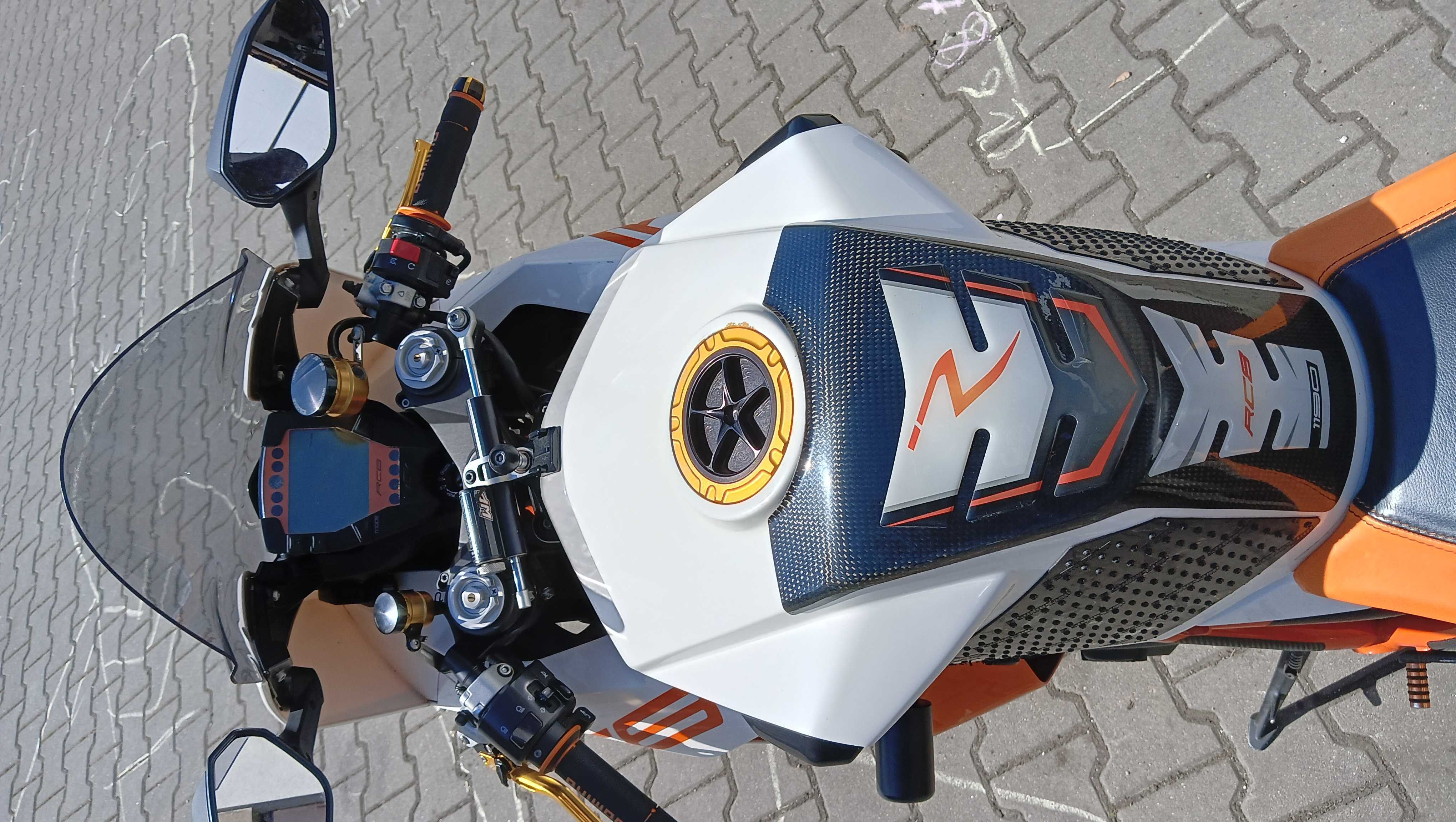KTM RC8 R, 2011 rok