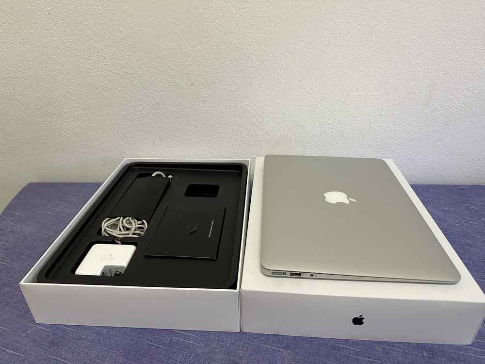 MacBook Air 2015 Como Novo - 250gb