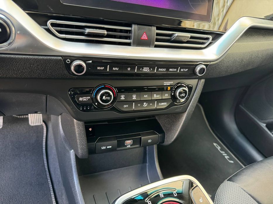 Кіа Ніро 64кВт  з гарантією