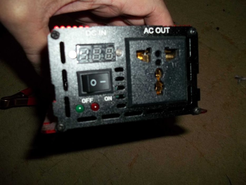 инвертор чистый синус  1000W с диплеем (от акб авто