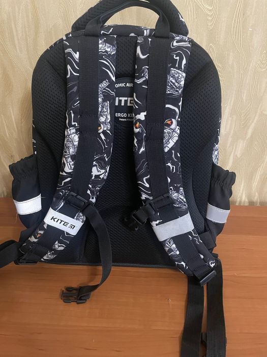 Продаю рюкзак фірми Kite в ідеальному стані